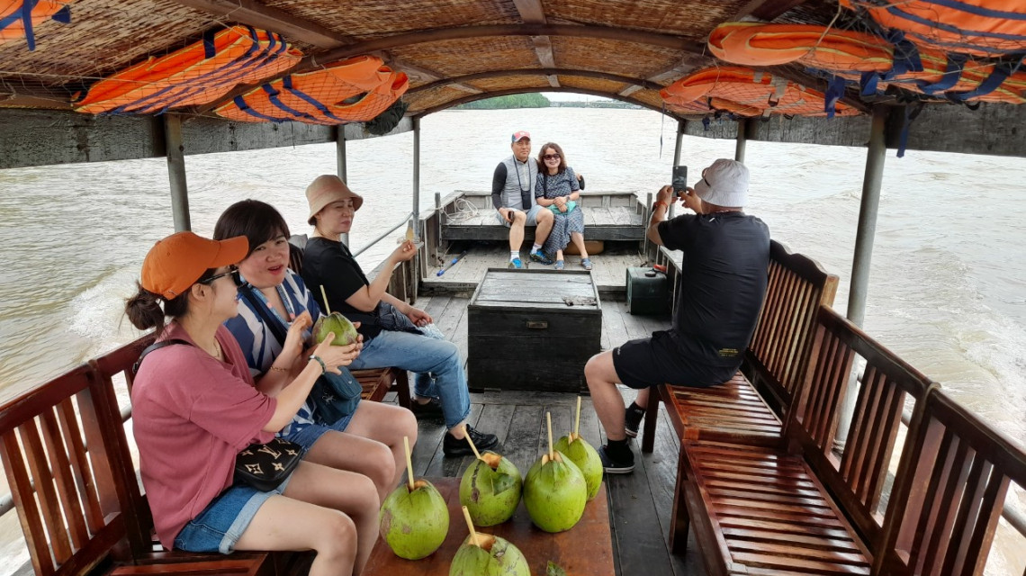 MEKONG DELTA DISCOVERY  PREMIER GROUP TOUR